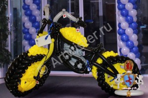 Мотоцикл из воздушных шаров 3